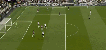 禁区低射破, 弗兰克表示 禁区低射破, 弗兰克表示