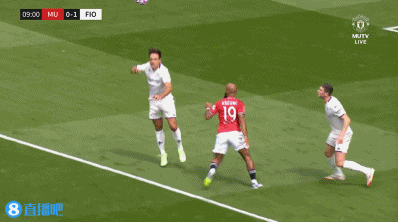 卢克, 左路角球开, 后到禁区小