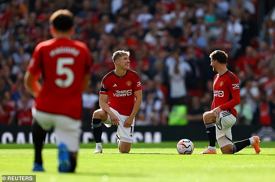 仅在揭幕战, EFL, 他们认为这