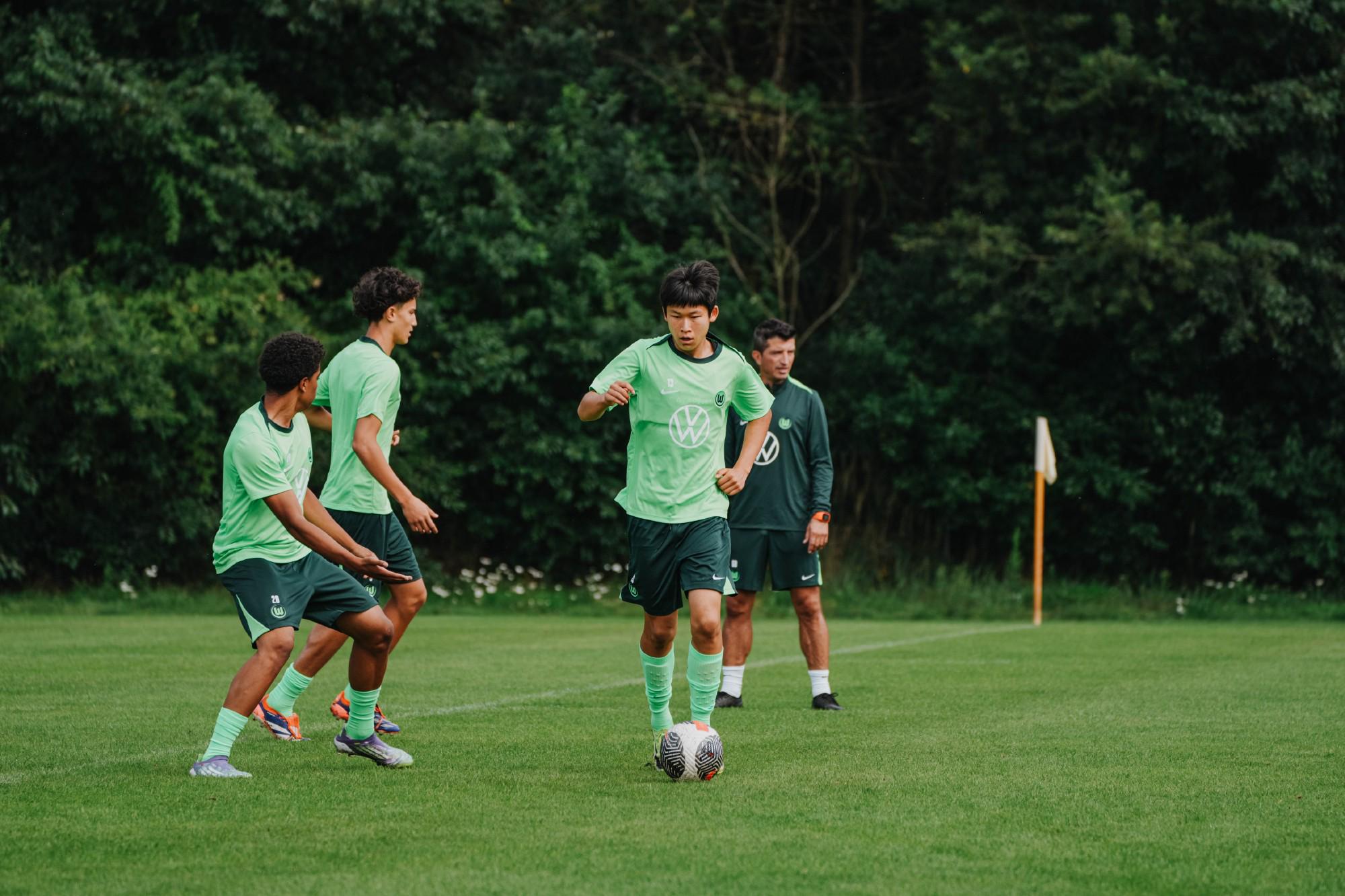 日打响, hjh, 并打进 日打响, hjh, 并打进