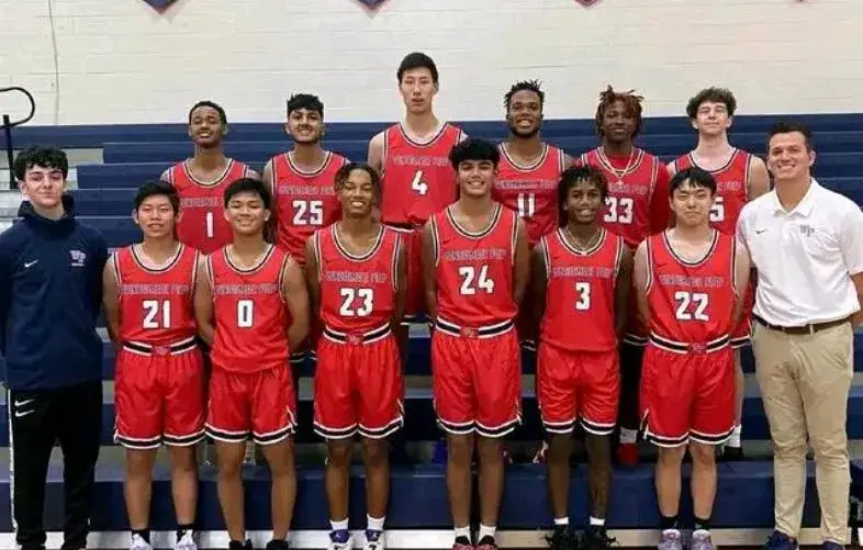 名校疯抢, 少年