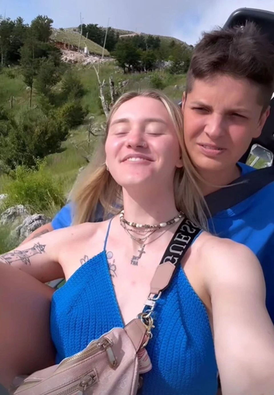 Kpe, 此前在效力, 戏剧性十足