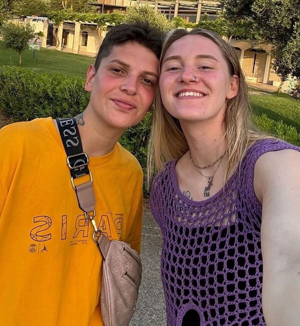 nYmRr, src, 这两人又要