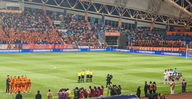 成都蓉城队, src, 底无缘争冠